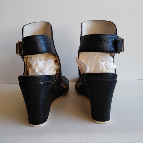 Kenneth Cole black leather wedged sandal - Picture 6 of 8